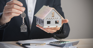 Faire baisser le coût de son crédit immobilier : 10 trucs et astuces