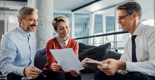 Comment bien investir 75 000 € en 2025 ?